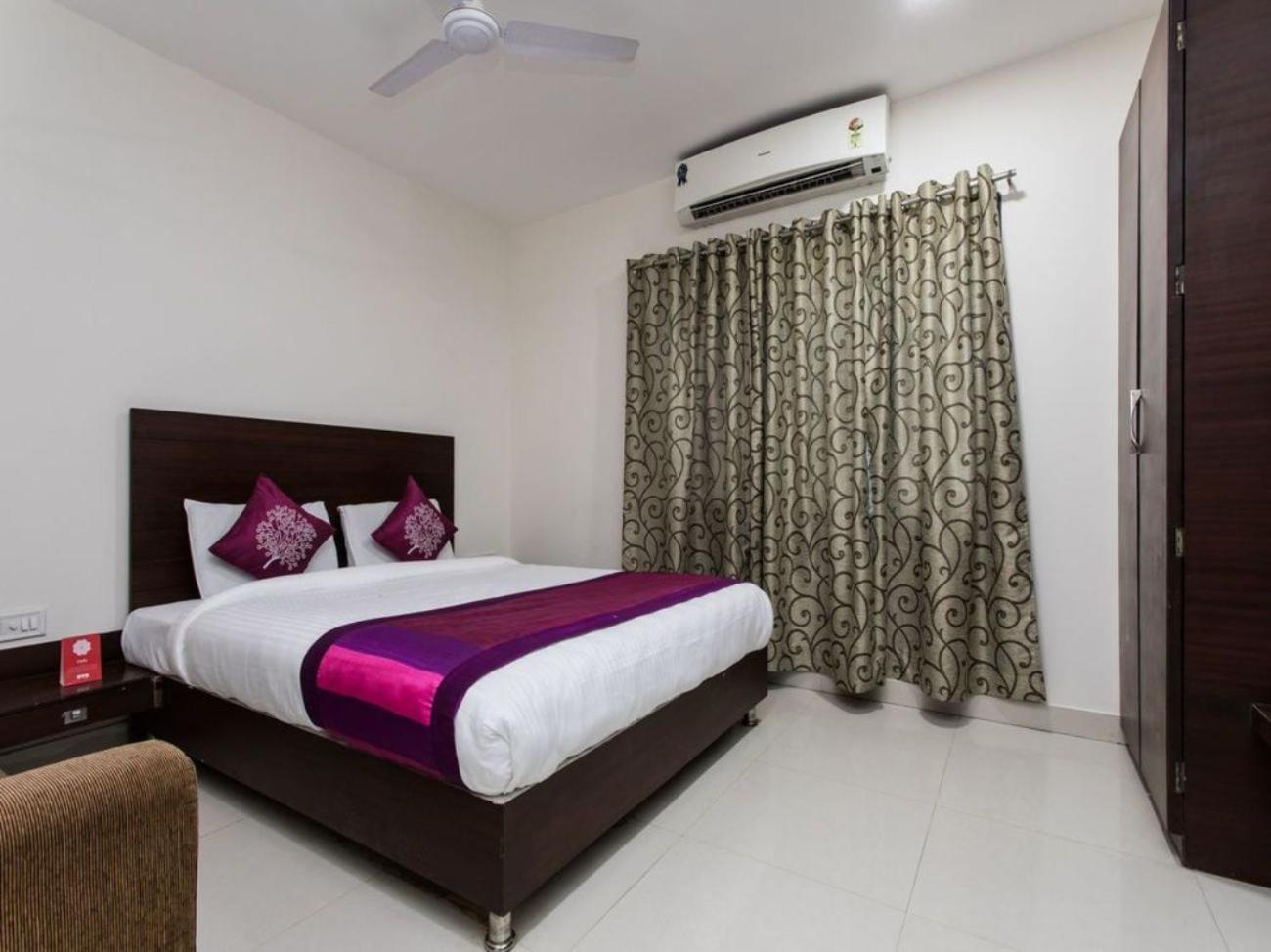 Hotel Maheshwari Avenue Ujjain Exteriör bild